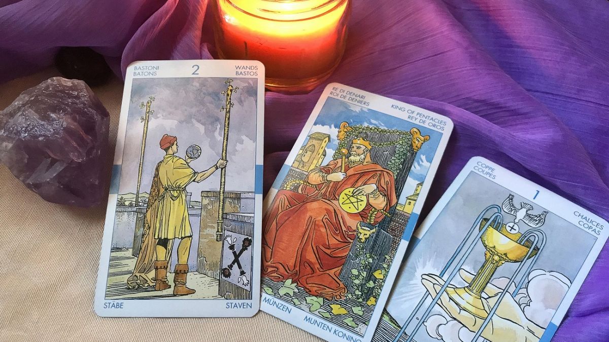 Tarot-Horoskop für heute, den 1. August 2025: Tagesenergien durch die Symbolik der Arkana