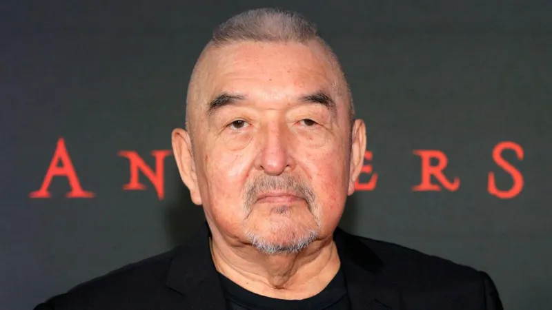 Der kanadische Schauspieler Graham Greene, Oscar-nominiert für „Der mit dem Wolf tanzt“, ist im Alter von 73 Jahren eines natürlichen Todes gestorben.