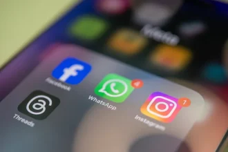 WhatsApp schließt kritische Lücke auf iPhone, iPad und Mac. Nutzer sollten den Messenger sofort auf die aktuelle Version aktualisieren.