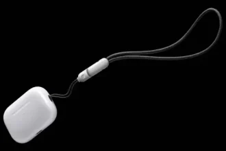 Apple plant AirPods Pro 3 in zwei Versionen: mit Pulsmessung und neuem Design. Bei Klang und Noise Cancelling sind jedoch kaum Verbesserungen zu erwarten.