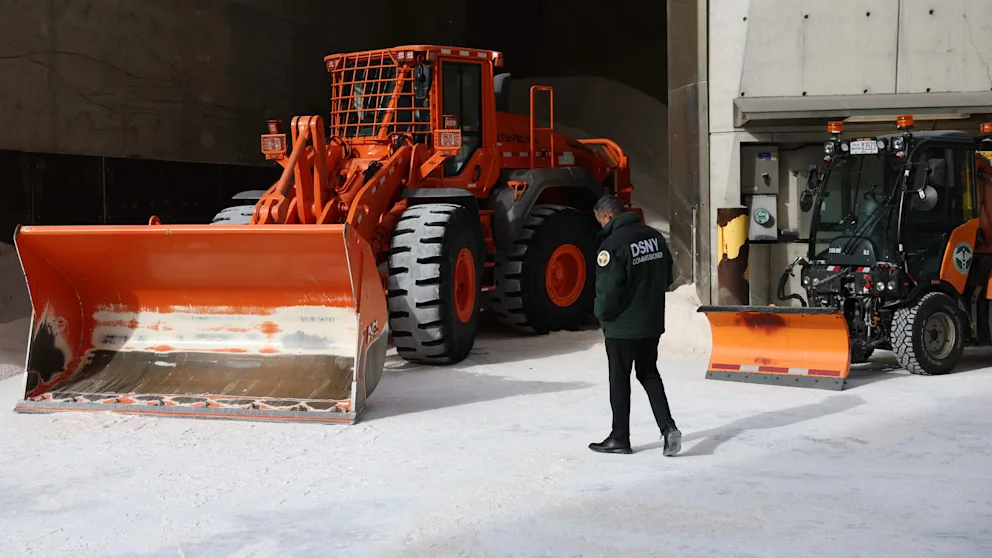 Monster-Wintersturm über den USA: Schnee, Eis und massive Flugausfälle. Millionen betroffen, Stromausfälle drohen