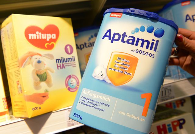 Babymilch-Skandal weitet sich aus: Danone und Nestlé rufen Produkte zurück 