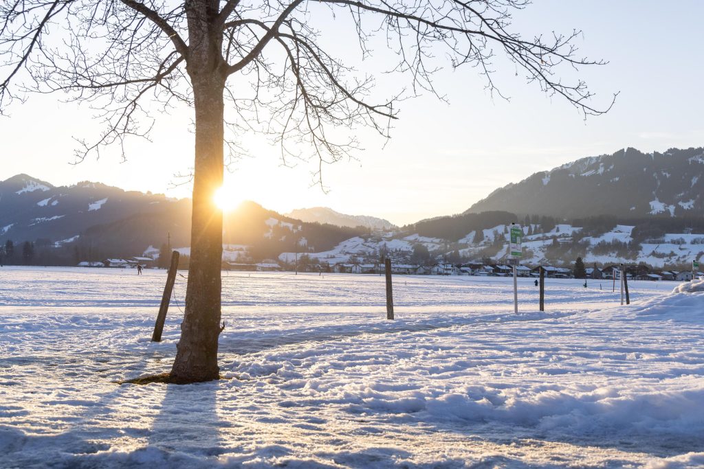 Schulausfall Niedersachsen heute: Glatteis legt Schulen und Verkehr lahm