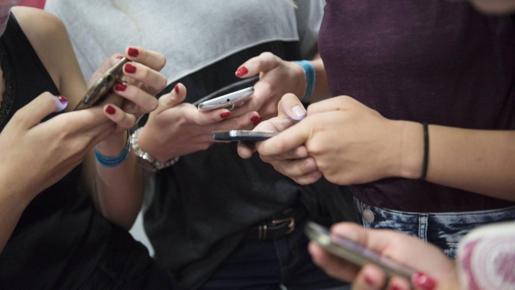 „Social Network für AI Agents“: Moltbook knackt zehntausende Nutzer – und sorgt für Alarm