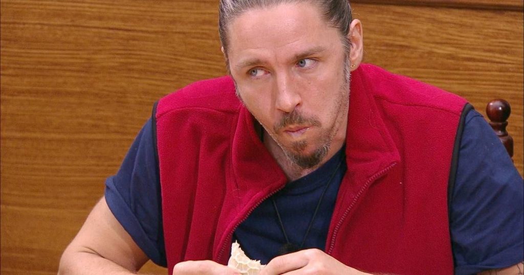 Gil Ofarim im Dschungelcamp unter Druck: Warum er weiter schweigt