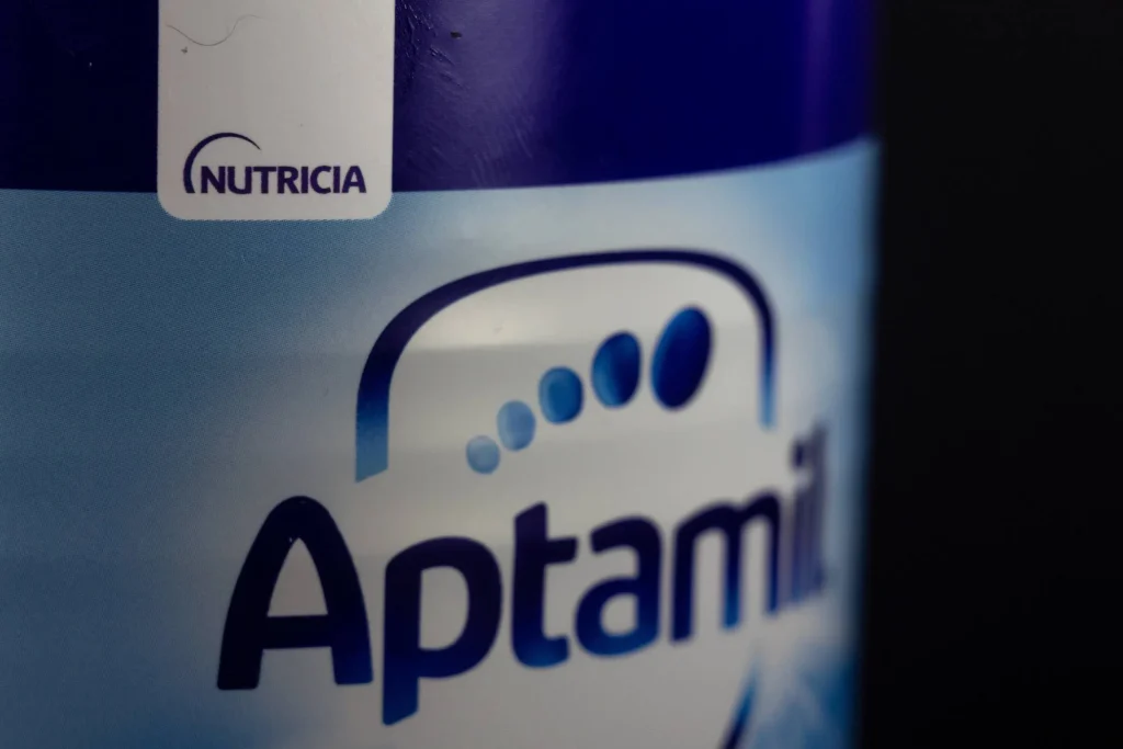 Babymilch-Skandal weitet sich aus: Danone und Nestlé rufen Produkte zurück 