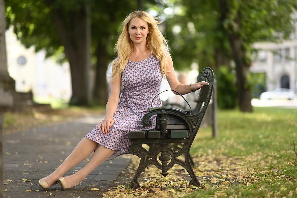 Christine Zierl denkt über Auswanderung nach – zieht es sie nach China? Gründe, Familie, Zukunftspläne