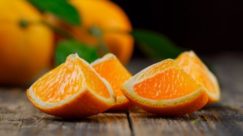 Jeden Tag eine Orange essen: Was passiert im Körper wirklich?