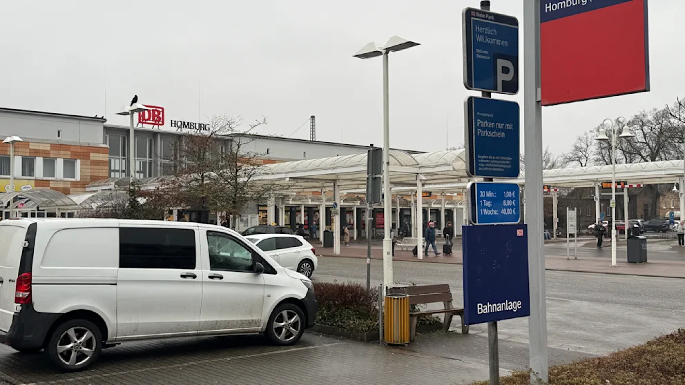 Tödlicher Angriff im Regionalexpress bei Kaiserslautern: Zugbegleiter stirbt nach Kontrolle