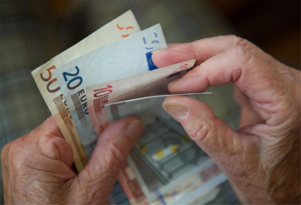 Gesetzliche Rente 2026 beantragen in Deutschland: Diese Unterlagen brauchen Sie wirklich