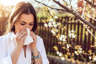 Heuschnupfen 2026: Symptome, Hausmittel und wann zum Arzt