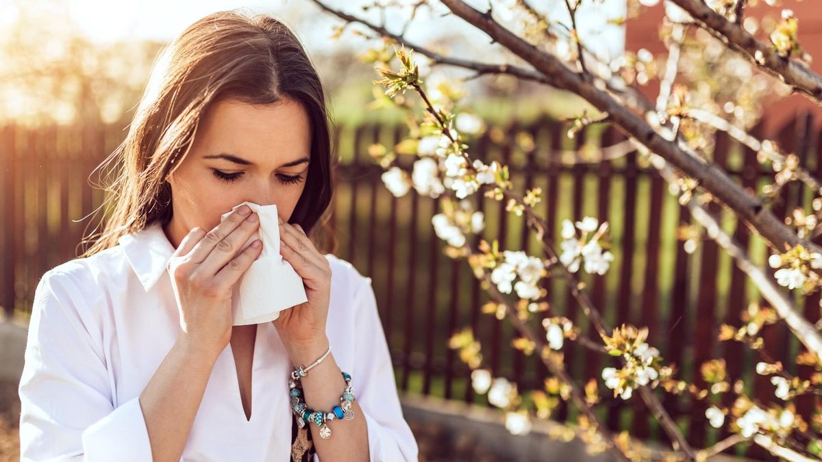 Heuschnupfen 2026: Symptome, Hausmittel und wann zum Arzt