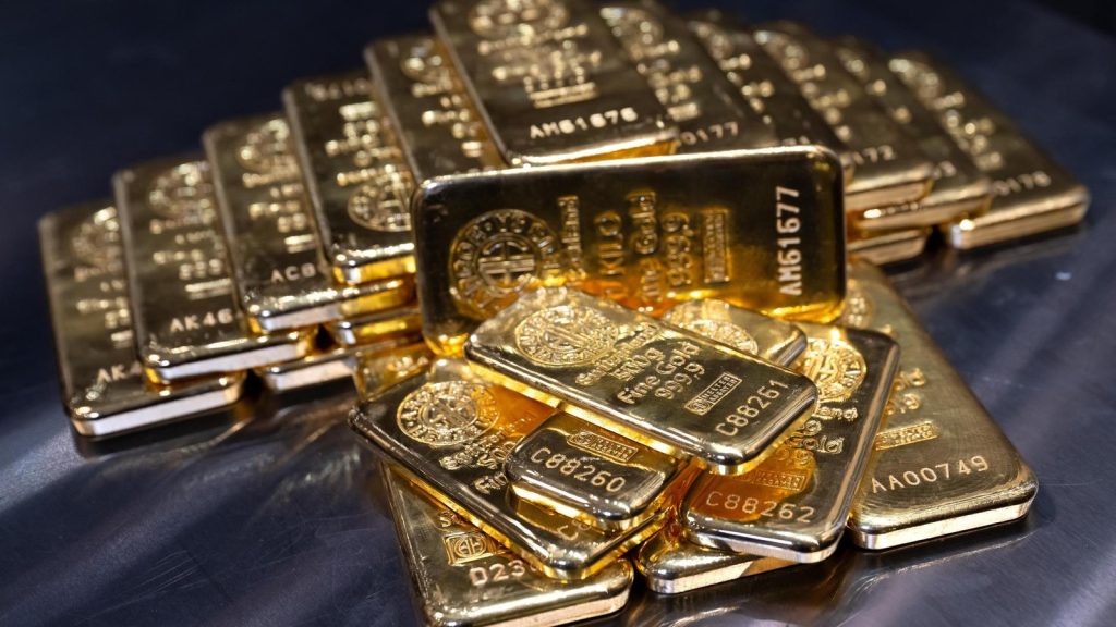 Goldpreis stürzt ab: Warum Edelmetalle 2026 stark verlieren
