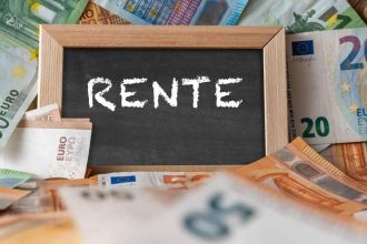 Verfassungsklage zur Rente: Milliardenforderung könnte Rentnern zugutekommen in Deutschland