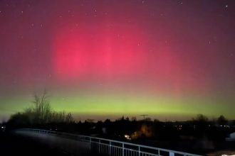 Wann und wo kann man Polarlichter in Deutschland im März 2026 sehen: Städte-Liste und Foto-Tipps