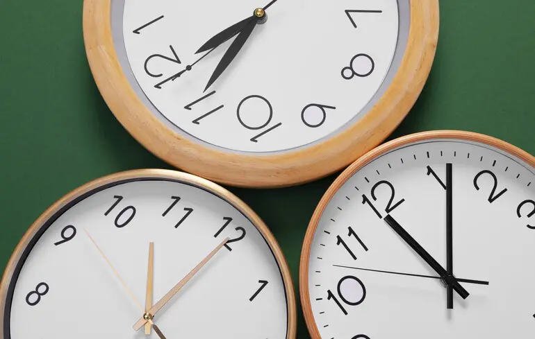 Sommerzeit 2026 in Deutschland: Wann die Uhren umgestellt werden und Auswirkungen auf den Körper