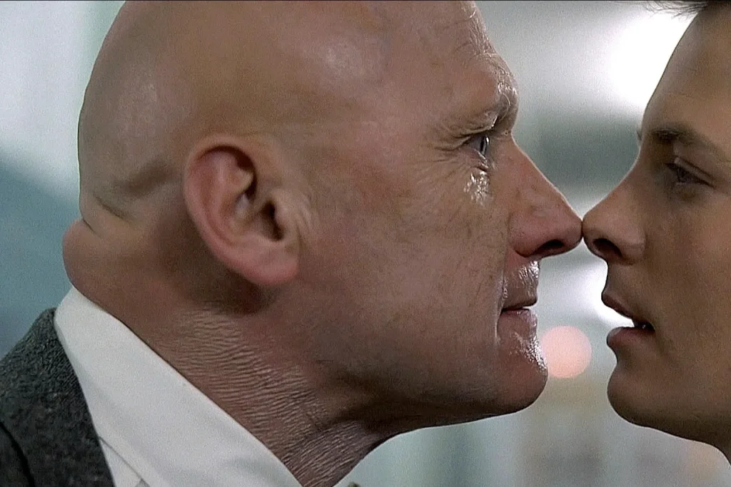 Charakterdarsteller James Tolkan ist gestorben: Alter, Todesursache und Biografie