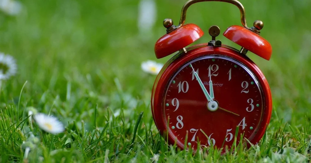 Umstellung auf Sommerzeit 2026 in Deutschland: Datum, Vorteile, Nachteile und Auswirkungen