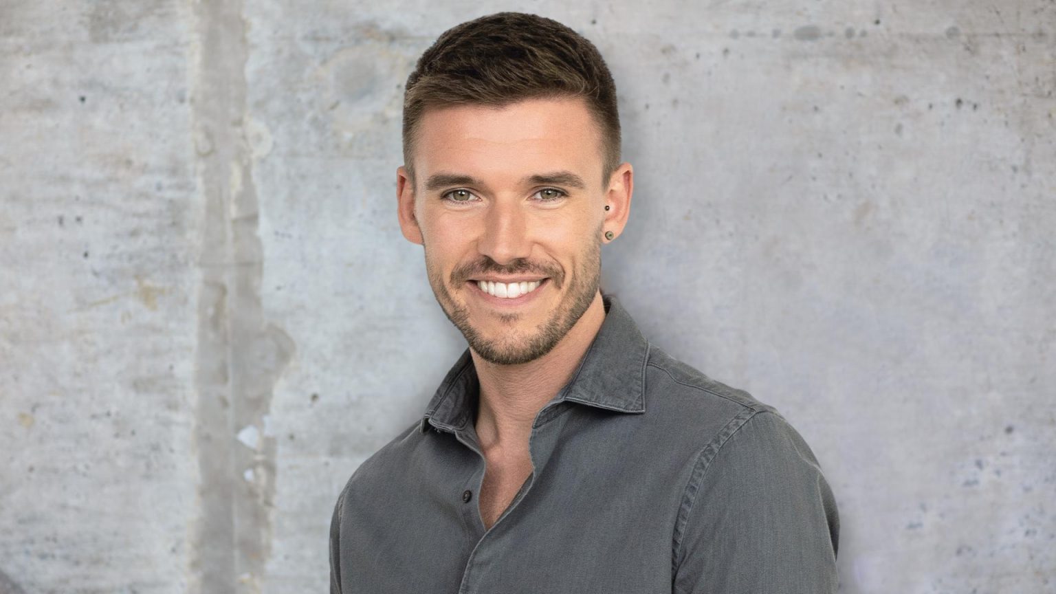 Marvin Fischer – neuer ZDF-Moderator: Alter, Karriere und Privatleben