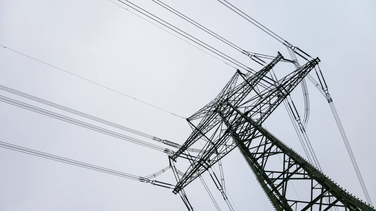 Großflächiger Stromausfall in NRW: Krankenhäuser betroffen, Ursachen und Wiederherstellung