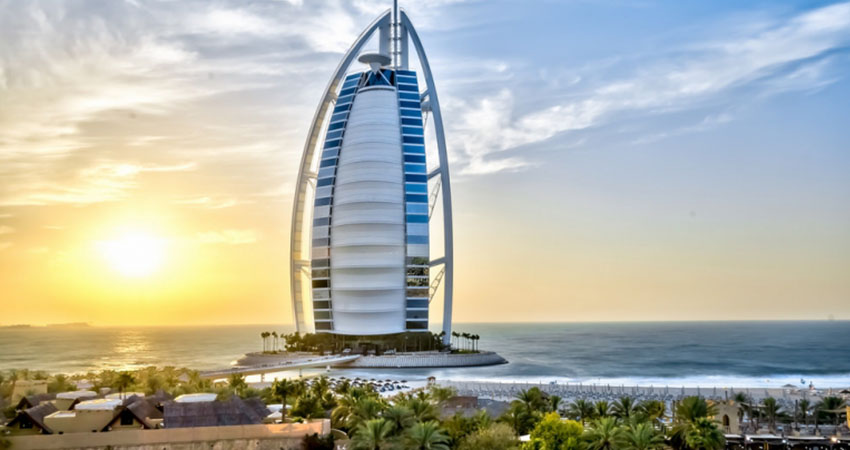 Flugausfälle aus den VAE: Werden deutsche Touristen, die feststecken, entschädigt?