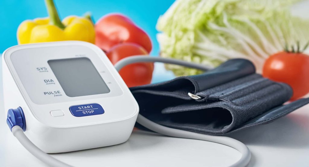 Blutdruck senken ohne Medikamente: 10 natürliche Methoden