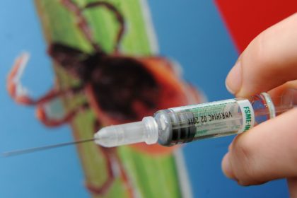 Zecken-Impfung Deutschland: Wer sich 2026 schützen sollte. Termine, Kosten und Schutz