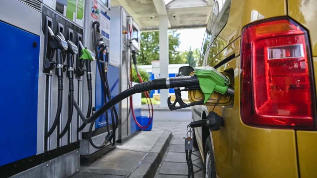 Billiger tanken in Deutschland: Warum Trigema-Sprit bis zu 20 Cent günstiger ist