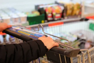 Ostern 2026: Öffnungszeiten von Aldi, Lidl, Rewe und Co. im Überblick
