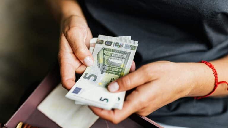 Kindergeld 2026 in Deutschland: Höhe, Antrag und was sich geändert hat