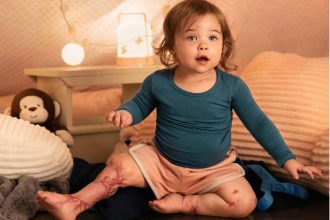 Meningitis Typ B: Symptome, Risiken und Verlauf in Deutschland 2026