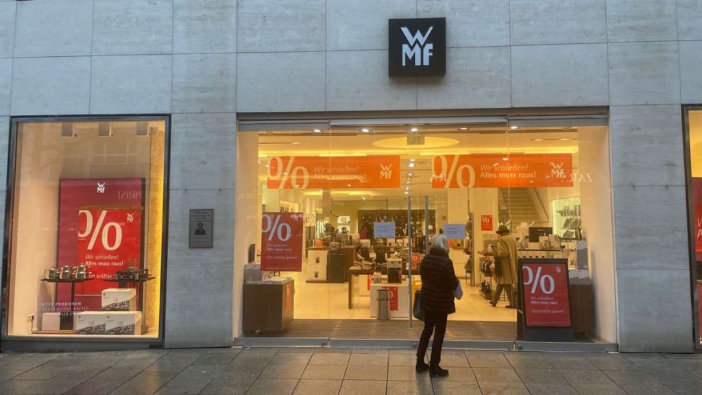 WMF schließt Filialen 2026: Liste der betroffenen Städte und Räumungsverkäufe