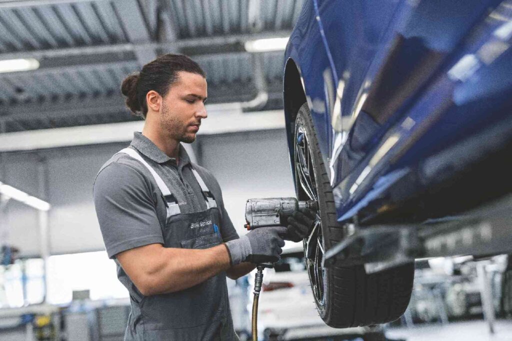 Reifenwechsel 2026: Wann Sommerreifen aufziehen und was die Regel sagtReifenwechsel 2026: Wann Sommerreifen aufziehen und was die Regel sagt