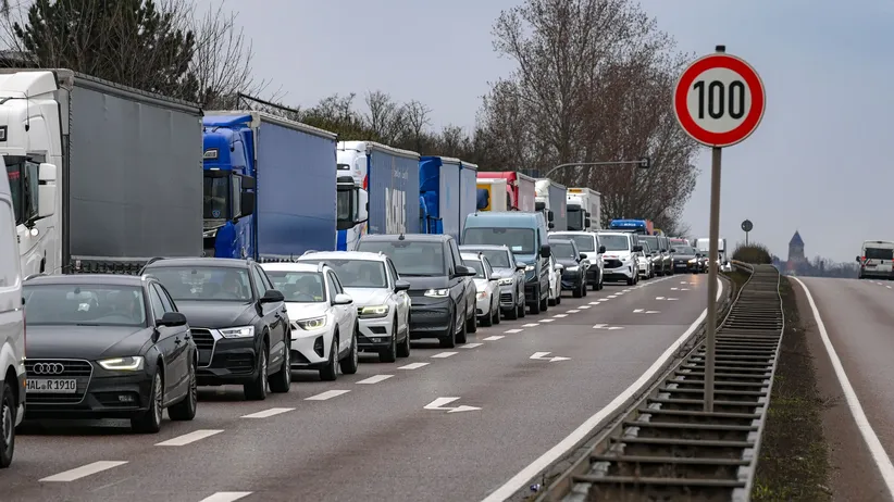 ADAC warnt vor langen Staus auf Autobahnen rund um München zum Maifeiertag: Liste der Strecken