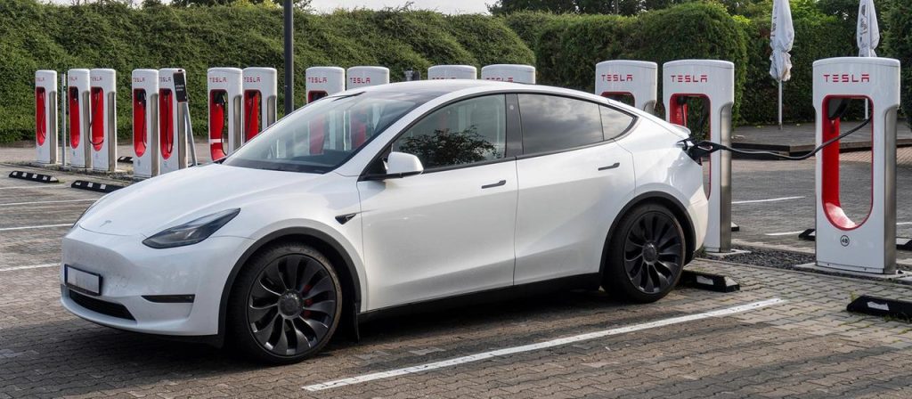 Gebrauchte E-Autos im Trend: Hohe Spritpreise treiben Nachfrage  in Deutschland