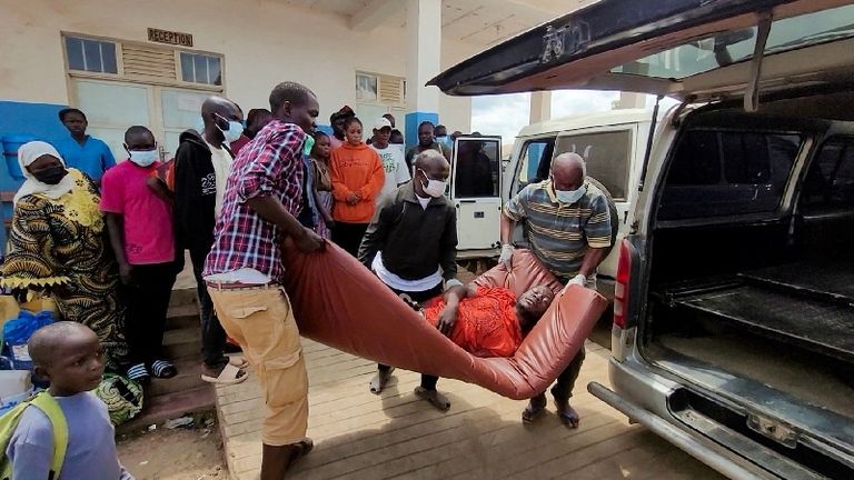 Ebola-Ausbruch 2026: Symptome, Übertragung und Risiko für Deutschland