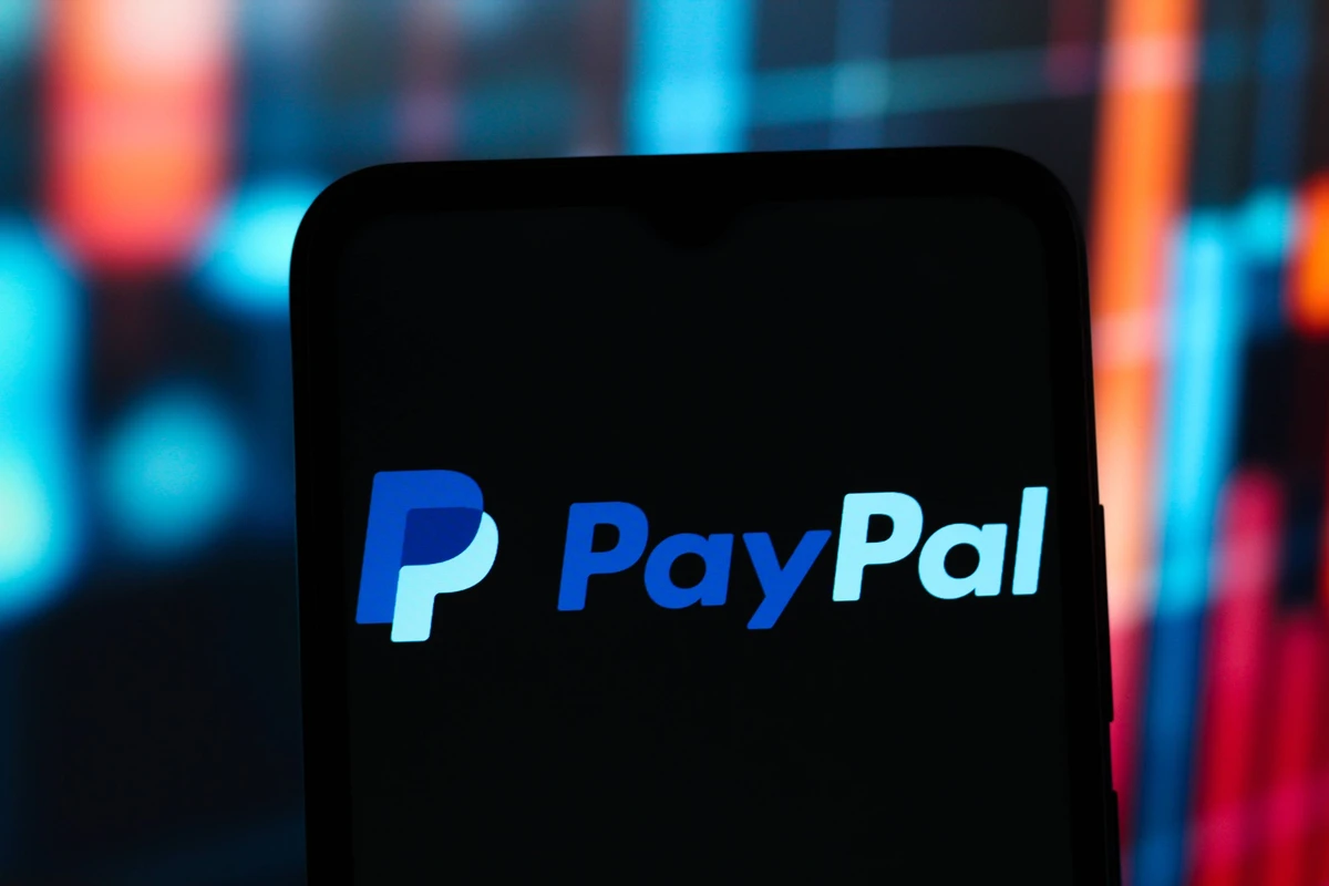 Phishing-Mails erkennen 2026: Neue Maschen bei DHL, PayPal und Banken