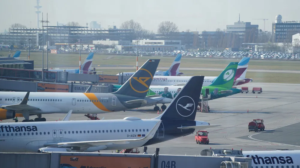 Flugverkehr am Flughafen Hamburg gestoppt: Ursache, Dauer und Folgen für Passagiere