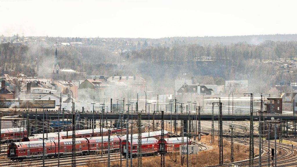 Dresdner Nossener-Brücke wird komplett gesperrt: Gründe und Termine