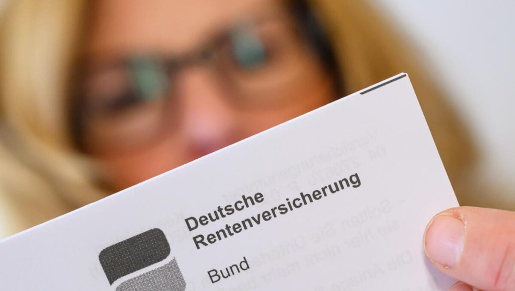 Rentenbeiträge könnten ab 2028 steigen: Was Arbeitnehmer jetzt wissen müssen