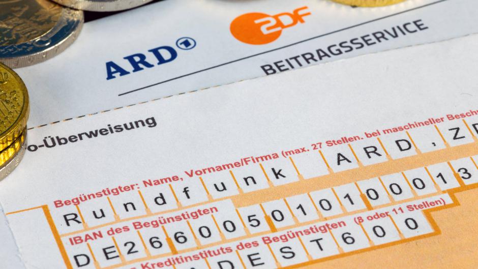 GEZ Rundfunkbeitrag 2026: Höhe, Befreiung und Tipps