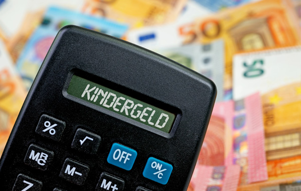 Kindergeld 2026: Höhe, Anspruch und wer bekommt es
