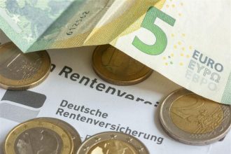 Mütterrente III beschlossen: Wann Rentnerinnen mit der Nachzahlung rechnen können
