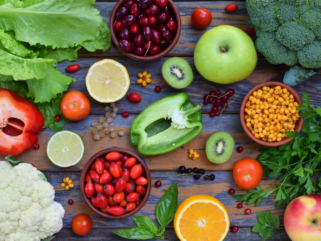 Vitamin C und Gehirngesundheit: Neue Studie mit mehr als 2.000 älteren Menschen