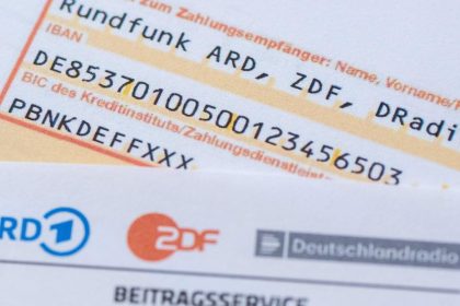 GEZ Rundfunkbeitrag 2026: Höhe, Befreiung und Tipps