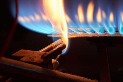 Leere Gasspeicher 2026: Was passiert mit dem Gaspreis in Deutschland? Prognose