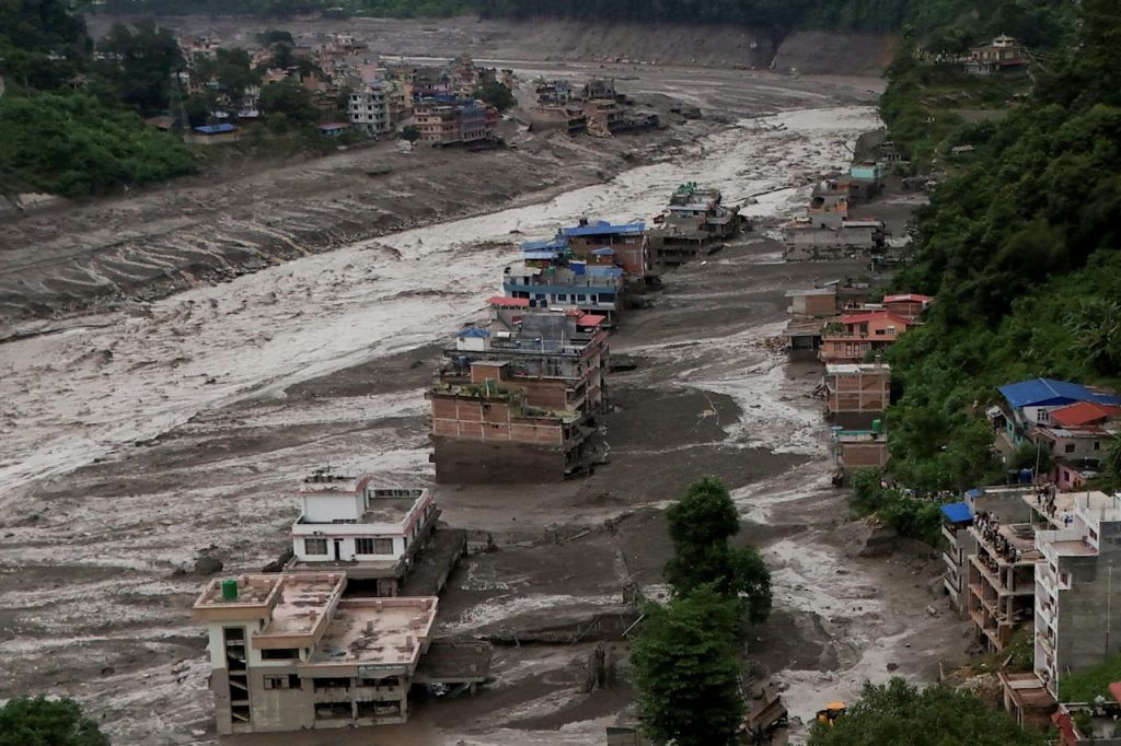 Sturzflut in Nepal: 403 Menschen vermisst, darunter Hunderte ausländische Touristen