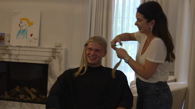 Erling Haaland schneidet seine langen Haare ab: Dieser Look überrascht die Fans