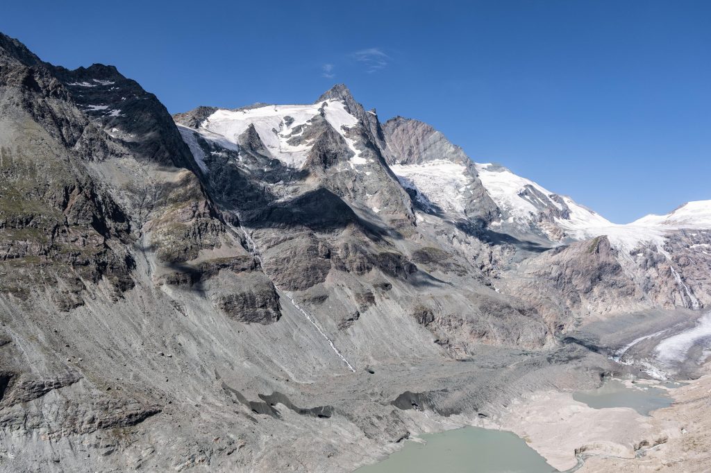 Großglockner-Unfall in Österreich: Deutscher (19) stürzt am Großglockner 40 Meter in den Tod