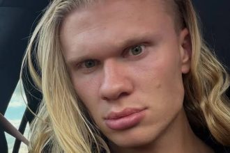Erling Haaland schneidet seine langen Haare ab: Dieser Look überrascht die Fans